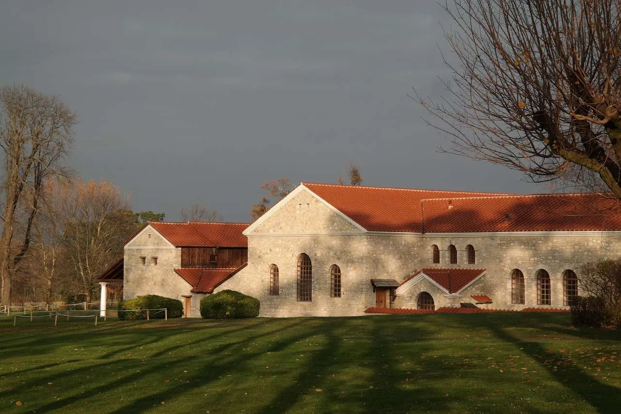 TPO Roofing Guide: Pros, Costs, and Tips